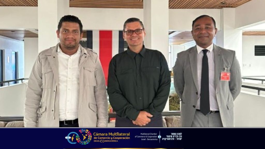 Encuentro el Presidente y el Director Regional de CILIB y Viceministro de Agricultura de Costa Rica